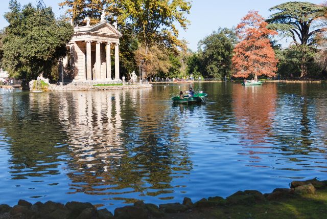 גני בורגזה - האגם הקטן שמסתתר בפארק ומה אפשר לעשות סביבו