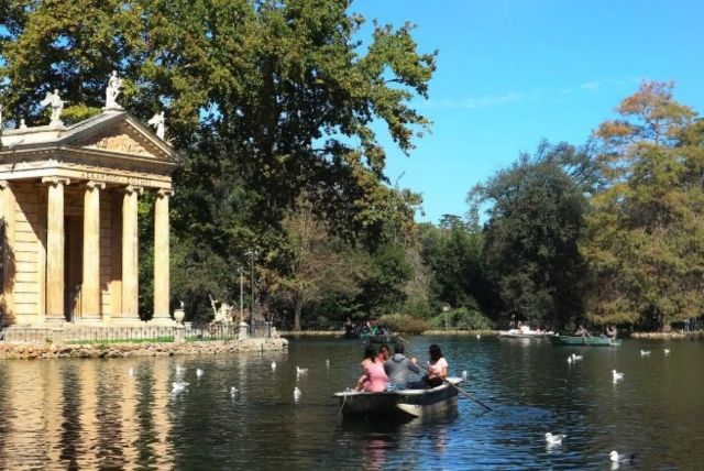 וילה בורגזה שייט בפארק credit to getyourguide.com