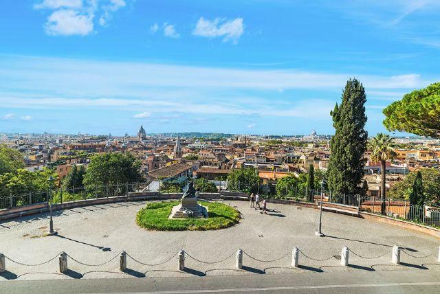 הזמנת מקום לסיור מודרך בקבוצה קטנה בתוך וילה בורגזה credit to headout.com