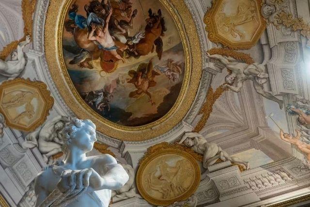 הזמנת סיור מודרך בוילה בורגזה credit to tiqets.com