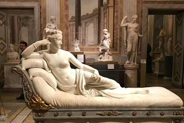 הזמנת סיור מודרך בוילה בורגזה credit to tiqets.com