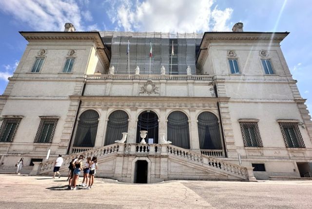 מה עושים כשמזג האוויר גשום או חם מדי בגני בורגזה?