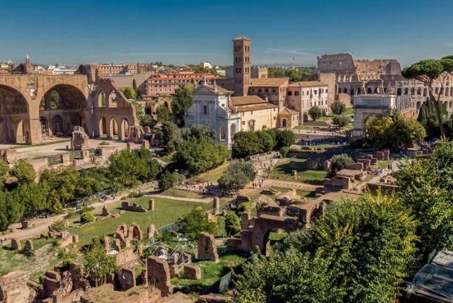 כרטיס משולב לקולוסיאום + גלריית בורגזה credit to headout.com