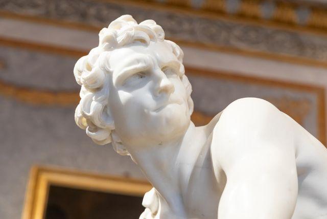 גלריה בורגזה מול הקולוסיאום - השוואת זמני המתנה אמיתית