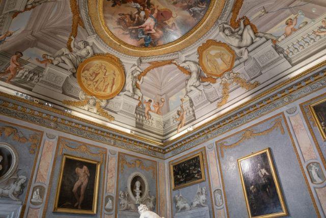 הזמנה מוקדמת לגלריה בורגזה - באיזו שעה הכי משתלם?