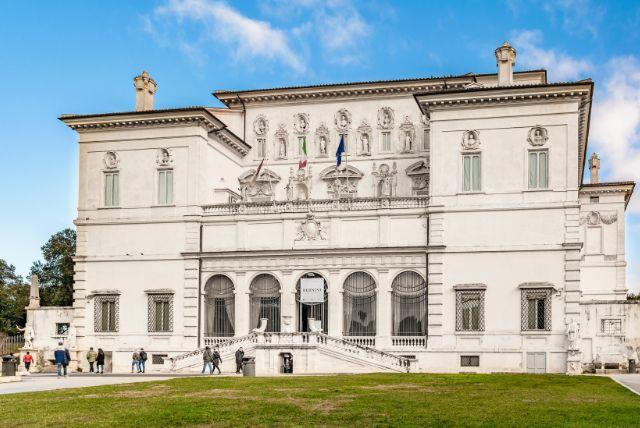 סיור מודרך בגלריה בורגזה - האם המדריך באמת מקצר את התור בכניסה?