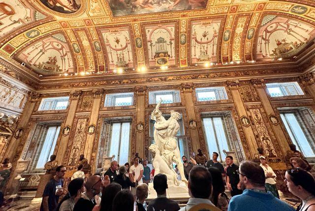 טעויות נפוצות שגורמות לתור ארוך בגלריה בורגזה - ואיך להימנע מהן